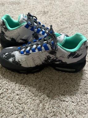 Nike Air Max 95 EM PRM Moonrock QS 700156-043 Size 9.5 NO BOX!!!